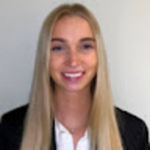 Meet your Posher, Holly